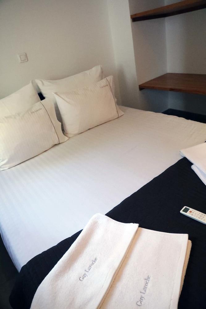 אתונה Gazi Boutique Apartment 2 מראה חיצוני תמונה