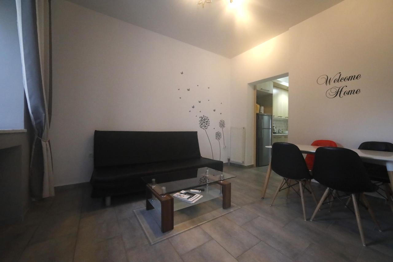 אתונה Gazi Boutique Apartment 2 מראה חיצוני תמונה